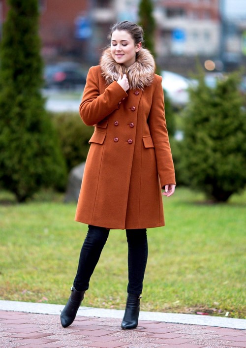 Fashionable coats 2019-2020 - photos, styles, new images