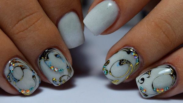 La plus belle manucure pour les ongles courts 2019-2020 - photos, idées