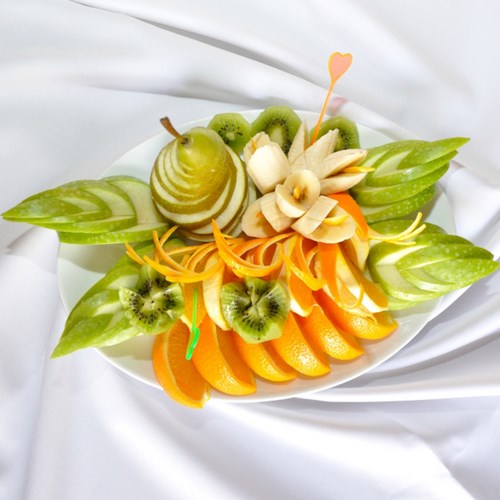 Φέτες φρούτων στο εορταστικό τραπέζι - εκπληκτικές ιδέες για φωτογραφίες
