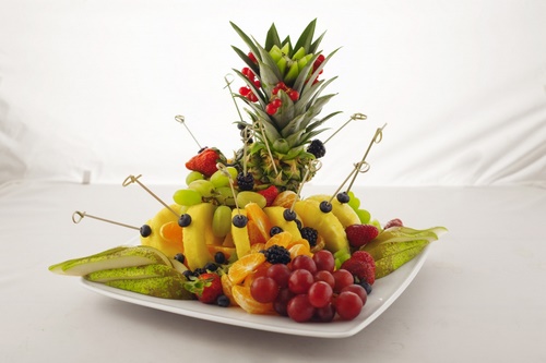 Rezanje voća na svečanom stolu - nevjerojatne ideje za fotografije
