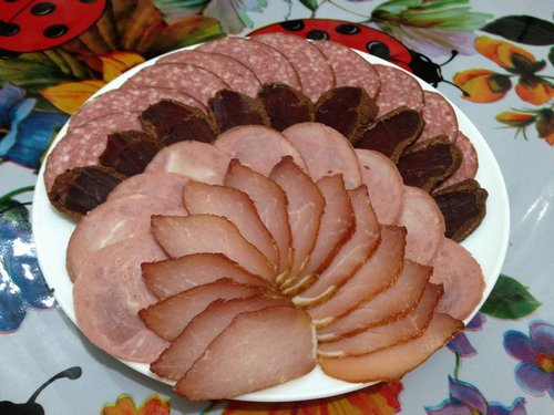 Hiwalay ng orihinal na sausage - mga ideya sa larawan