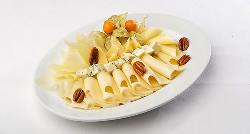 Beautiful and tasty cheese slices - the best design ideas