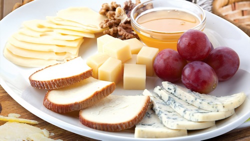 Güzel ve lezzetli peynir dilimleri - en iyi tasarım fikirleri