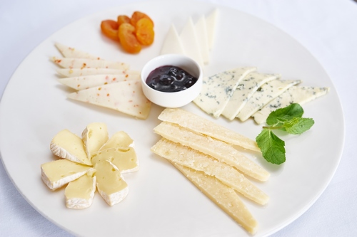 Beautiful and tasty cheese slices - the best design ideas