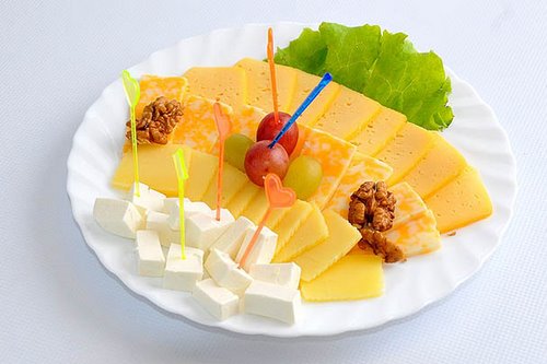 Beautiful and tasty cheese slices - the best design ideas