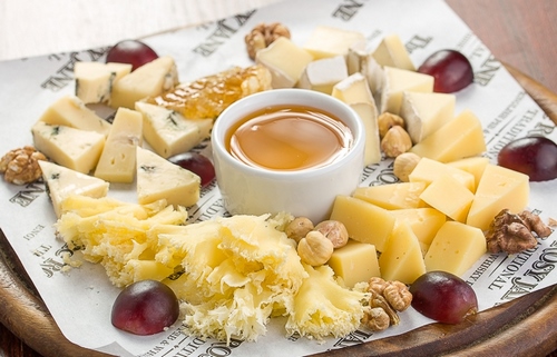 Felii de brânză frumoase și gustoase - cele mai bune idei de design