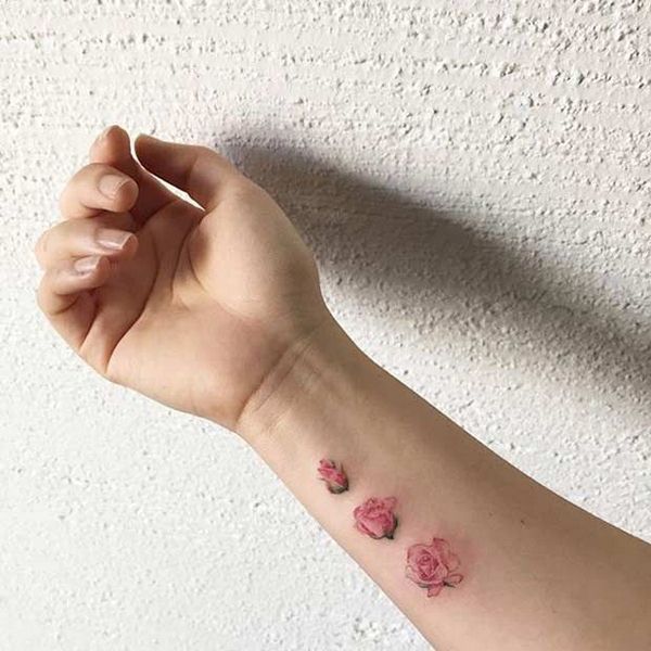 Beaux tatouages ​​pour les filles: les meilleures idées de tatouage sur différentes parties du corps - photo