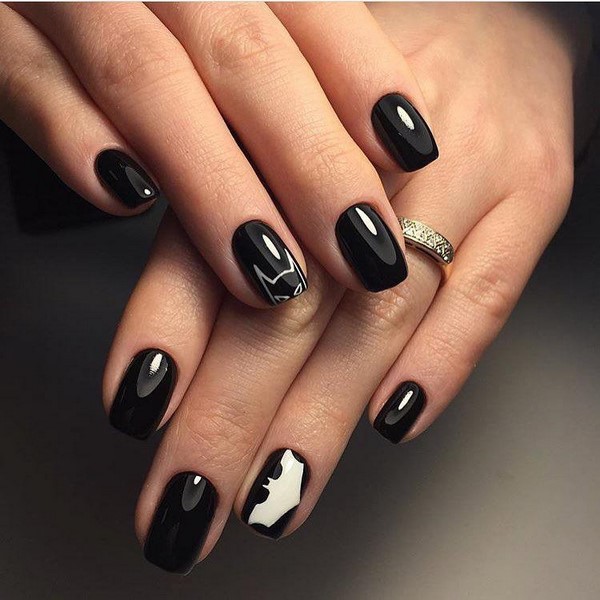 Unusual manicure for Halloween 2019: spectacular nail design ideas in the photo