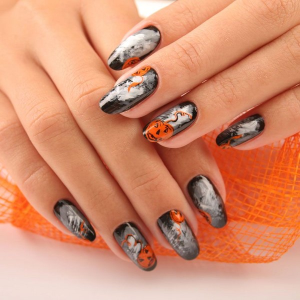 Ongebruikelijke manicure voor Halloween 2019: spectaculaire ideeën voor nagelontwerp op de foto