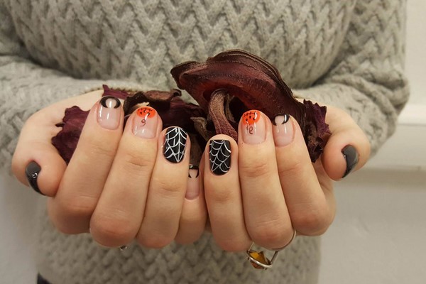 Unusual manicure for Halloween 2019: spectacular nail design ideas in the photo