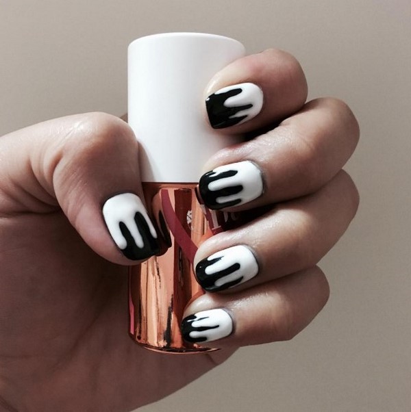 Ongebruikelijke manicure voor Halloween 2019: spectaculaire ideeën voor nagelontwerp op de foto