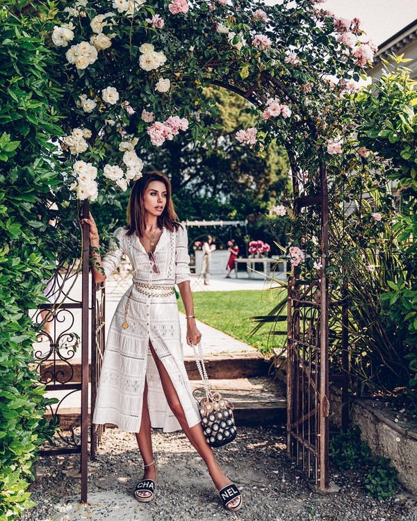 Robe blanche impeccable 2020-2021 - Top 10 des modèles les plus tendance