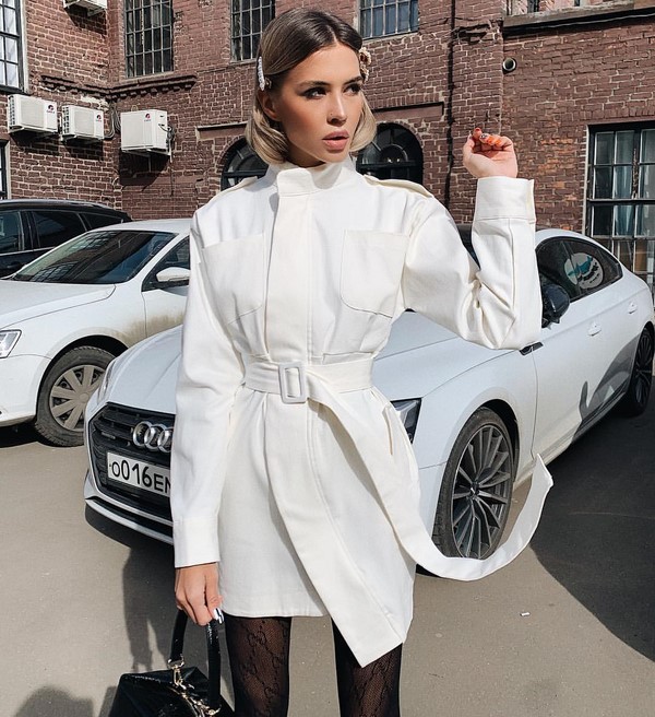 Robe blanche impeccable 2020-2021 - Top 10 des modèles les plus tendance