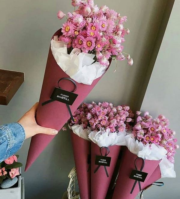 Charmerende blomsterarrangementer 2020-2021: toptrends og sæsontrends på billedet