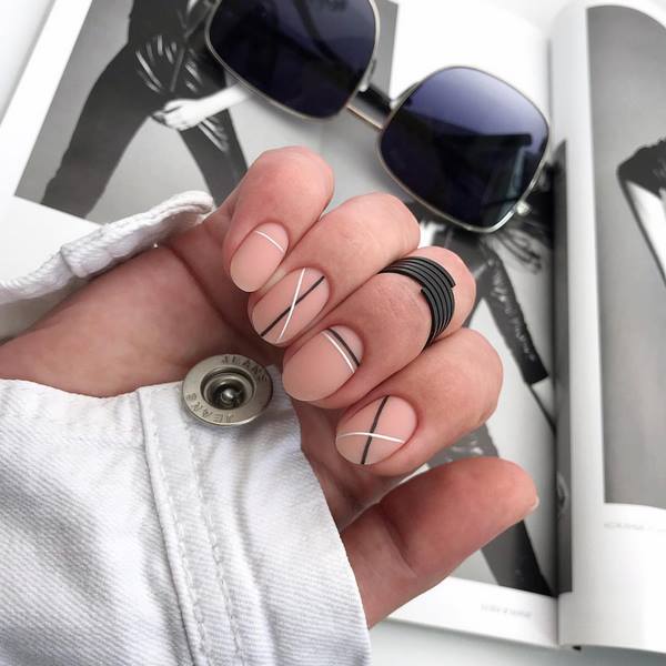 Magie d'automne sur les ongles! Manucure d'automne à la mode 2019-2020 dans les meilleurs looks