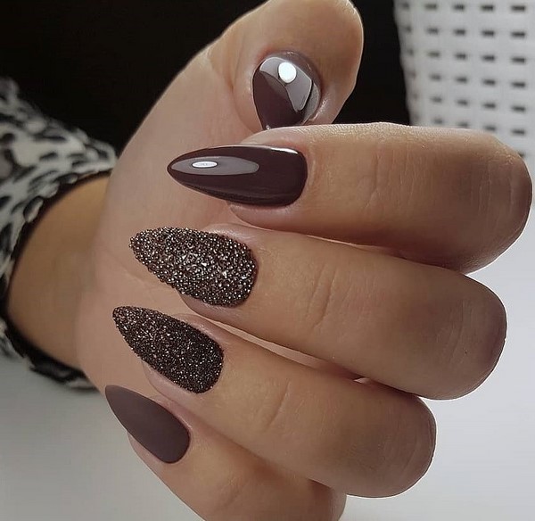 Magie d'automne sur les ongles! Manucure d'automne à la mode 2019-2020 dans les meilleurs looks