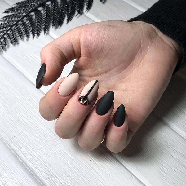 Magie d'automne sur les ongles! Manucure d'automne à la mode 2019-2020 dans les meilleurs looks