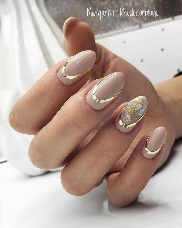 Magie d'automne sur les ongles! Manucure d'automne à la mode 2019-2020 dans les meilleurs looks