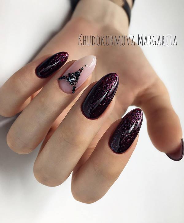 Magie d'automne sur les ongles! Manucure d'automne à la mode 2019-2020 dans les meilleurs looks